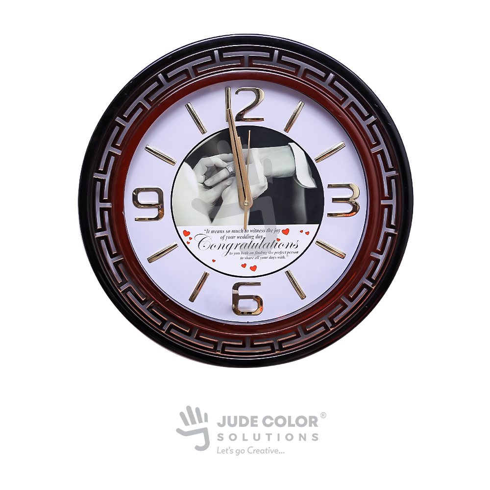 Classic Circle Wall Clock